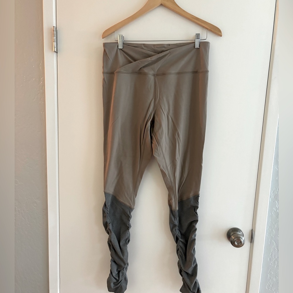 Core 10 size XL leggings